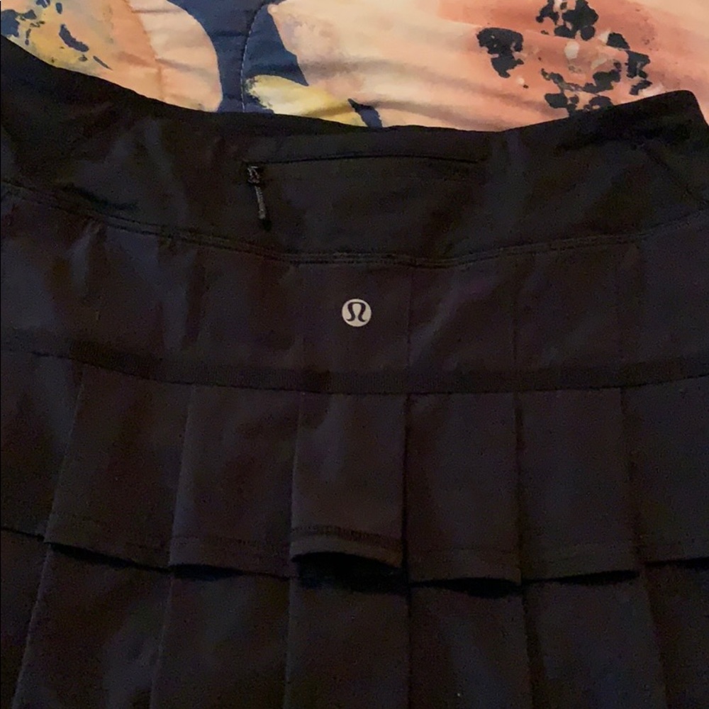 lululemon athletica Skort w/ ruffled pleats